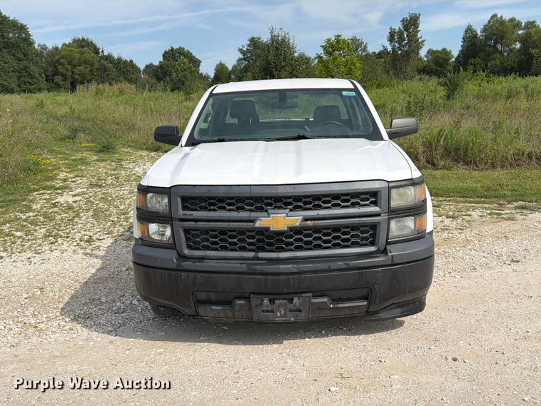 2015 Chevrolet Silverado 1500 Crew Cab Pickup Truck - photo 2