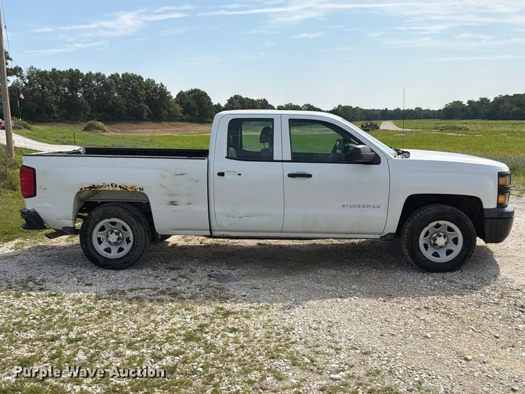 2015 Chevrolet Silverado 1500 Crew Cab Pickup Truck - photo 4