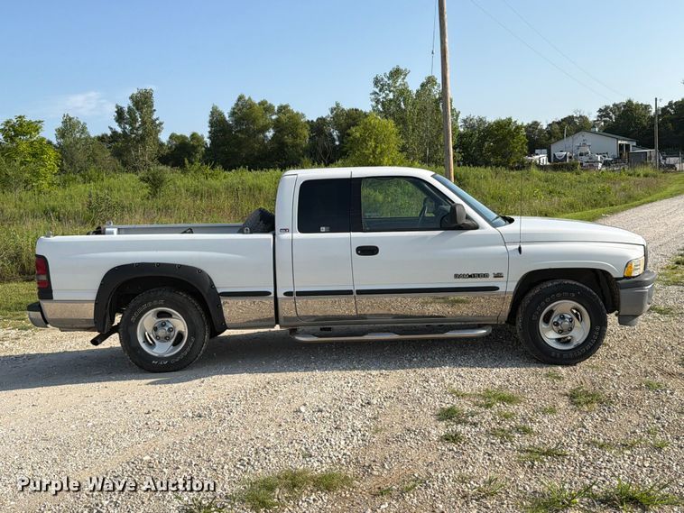 1999 Dodge Ram 1500 Laramie STL Ext. Cab Pickup Truck - photo 4