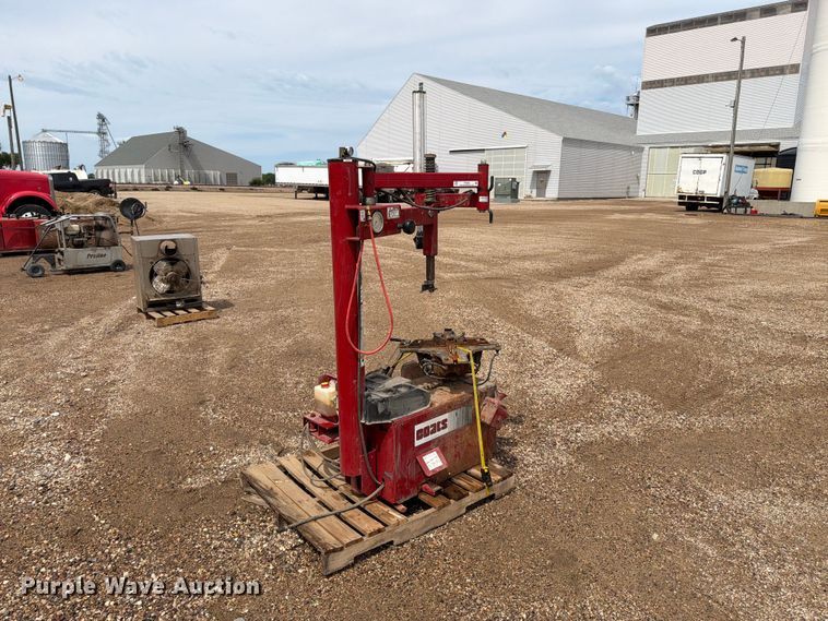 Coats 70XAH1 Rim Clamp Tire Machine - photo 5