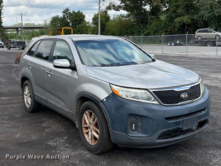 2014 KIA Sorento SUV - photo 3