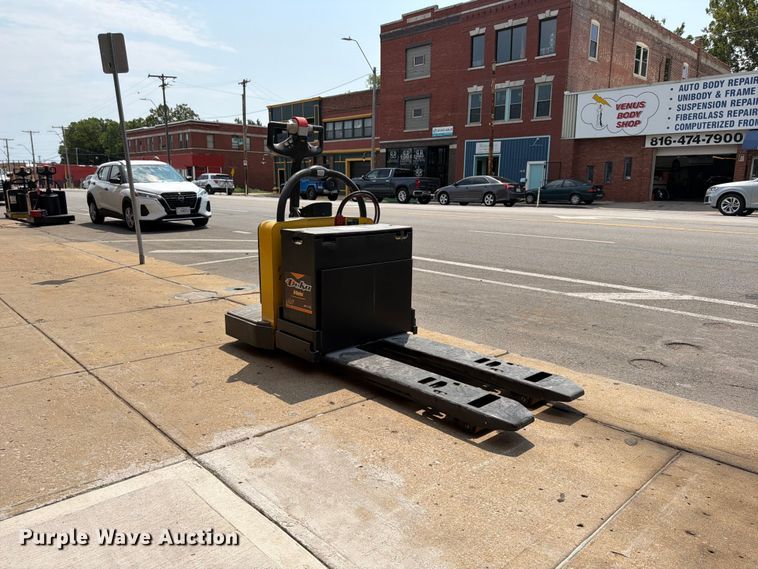 2014 Yale MPE0601LFN24T2748 Pallet Jack - photo 3