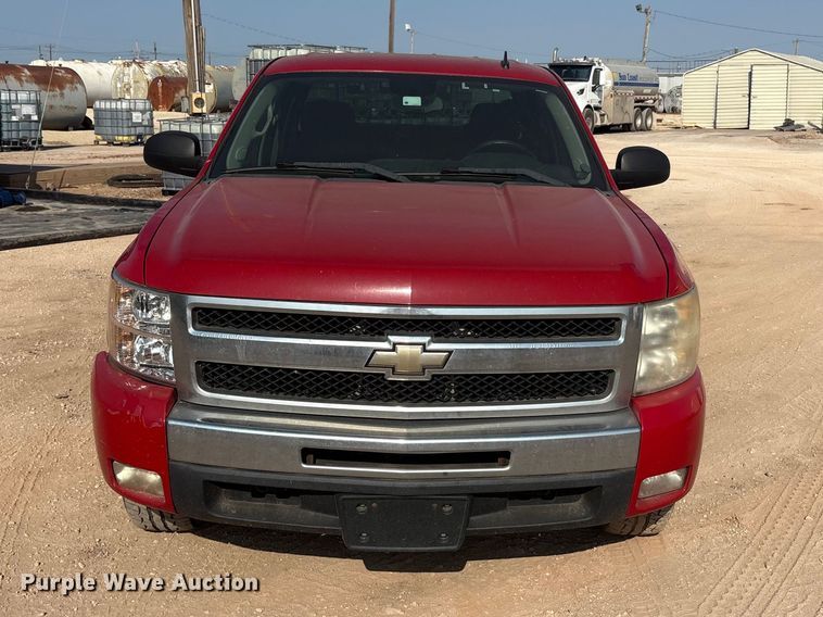2011 Chevrolet Silverado 1500 Crew Cab Pickup Truck - photo 2