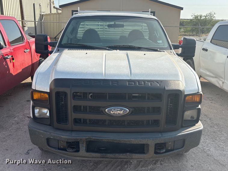2010 Ford F250 Super Duty Pickup Truck - photo 2