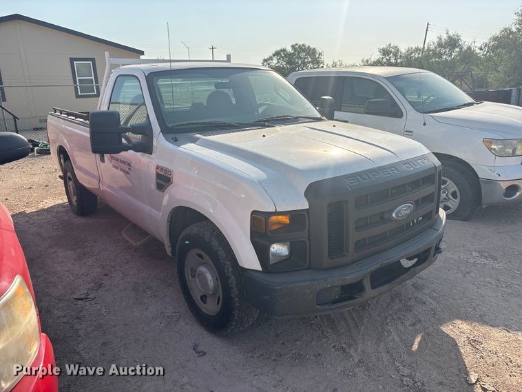 2010 Ford F250 Super Duty Pickup Truck - photo 3
