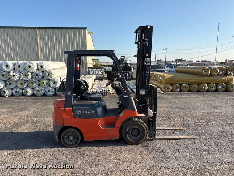 Toyota 7FGU18 Forklift - photo 4