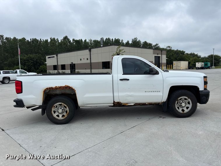 2014 Chevrolet Silverado 1500 Pickup Truck - photo 4