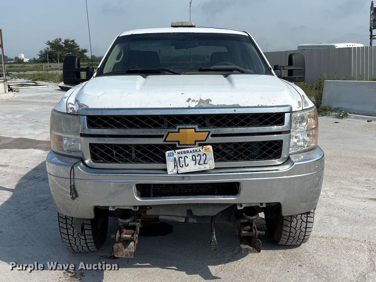 2014 Chevrolet Silverado 2500HD Crew Cab Pickup Truck - photo 2