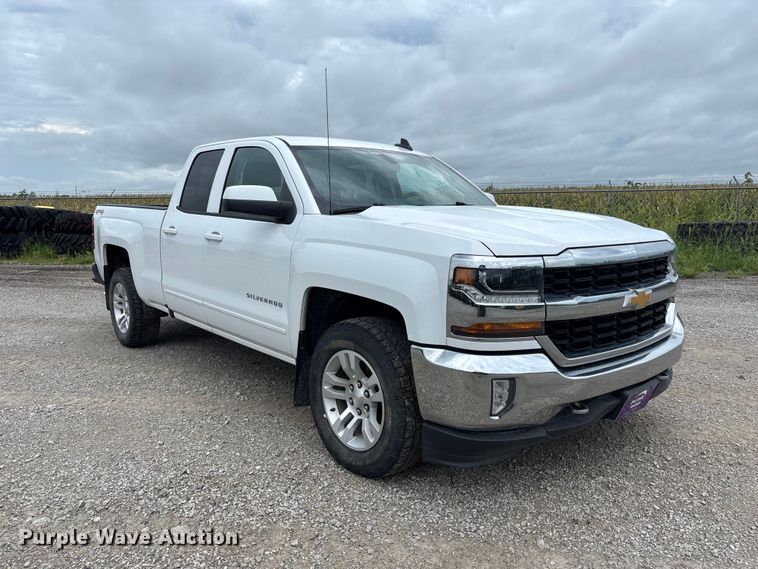 2018 Chevrolet Silverado LT Ext. Cab Pickup Truck - photo 3