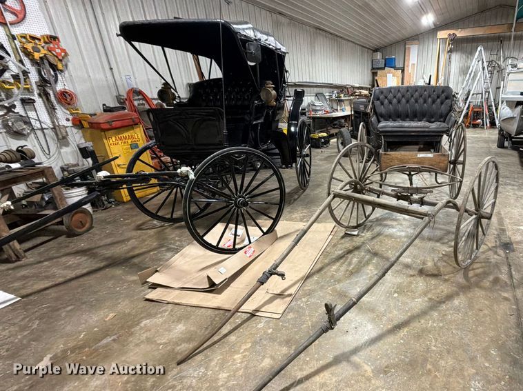 (2) Velie Carriage Company Carriages - photo 2
