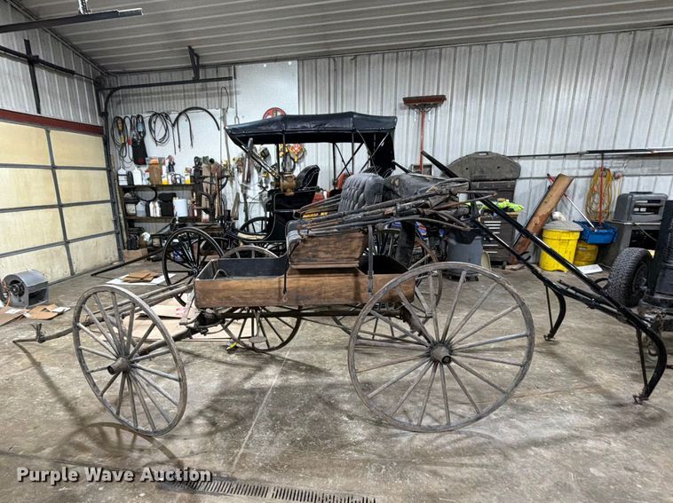 (2) Velie Carriage Company Carriages - photo 3