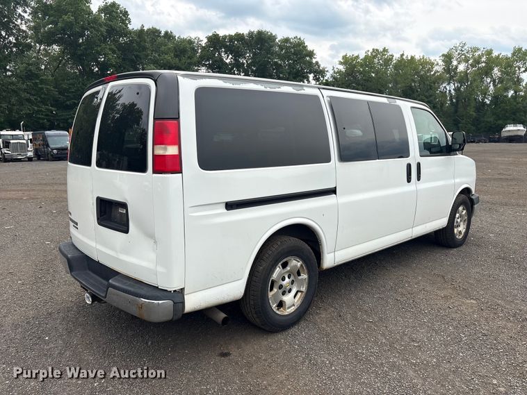 2012 Chevrolet Express 1500 Van - photo 5