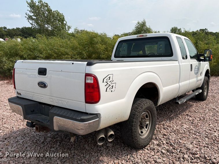 2013 Ford F350 Super Duty Ext. Cab Pickup Truck - photo 5