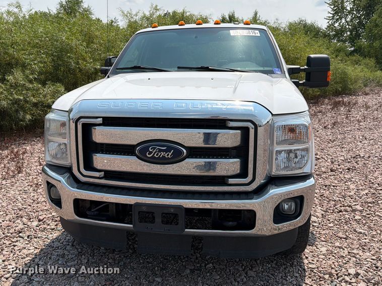 2015 Ford F350 Super Duty Ext. Cab Pickup Truck - photo 2