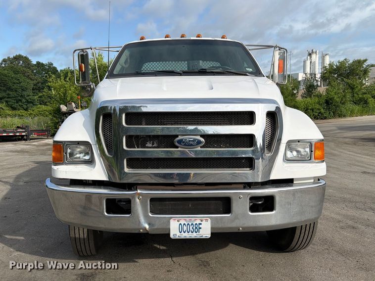 2006 Ford F650 Super Duty Crew Cab Flatbed Truck - photo 2