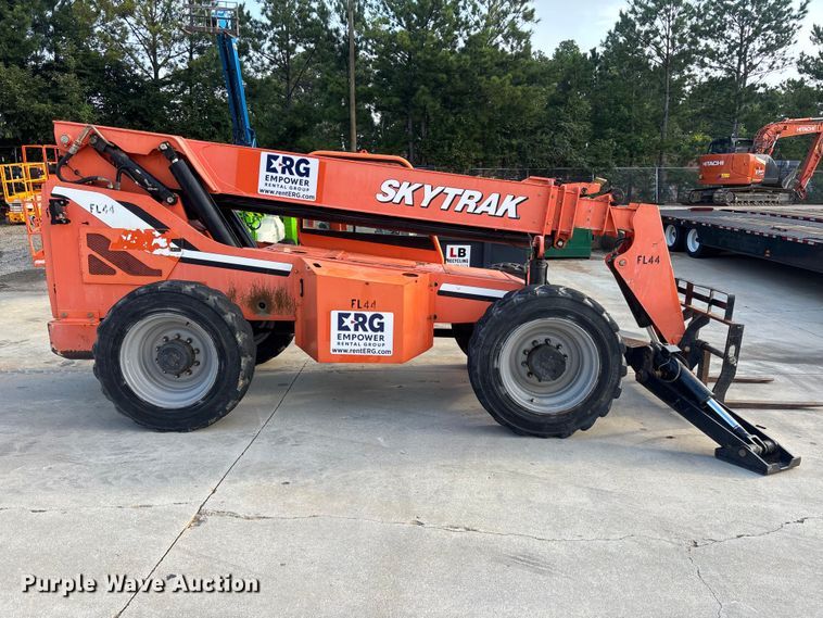 2014 SkyTrak 10054 Telehandler - photo 4