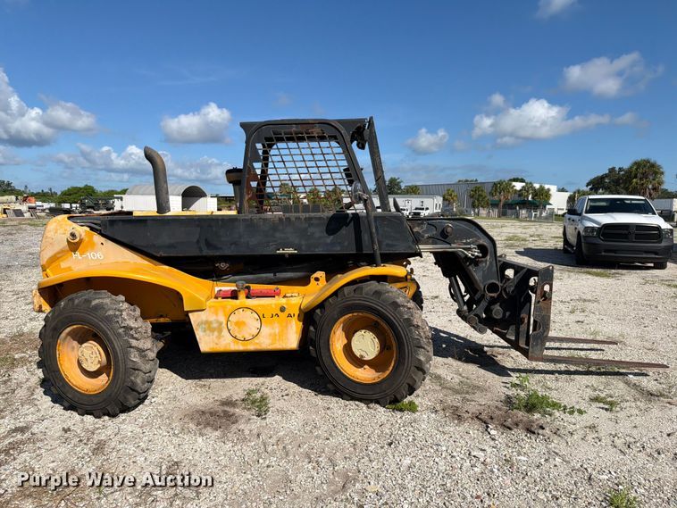 2004 JCB 520 Telehandler - photo 4