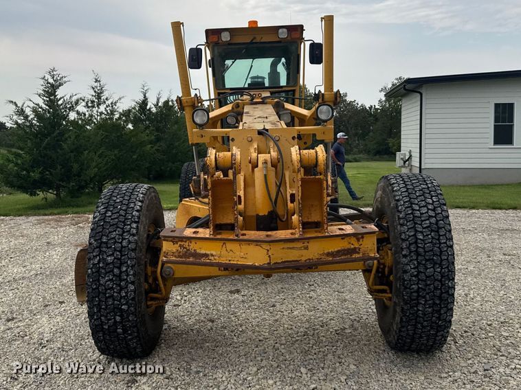 2000 John Deere 772CH Motor Grader - photo 2