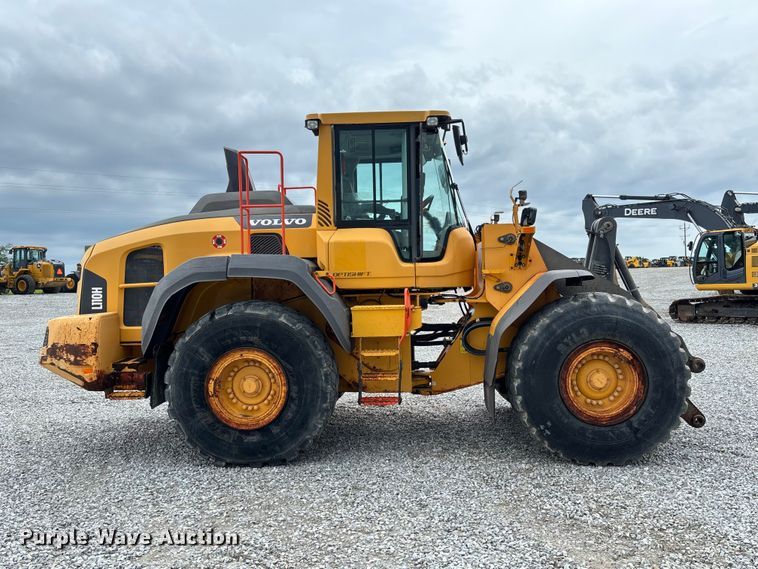 2020 Volvo L110H Wheel Loader - photo 4