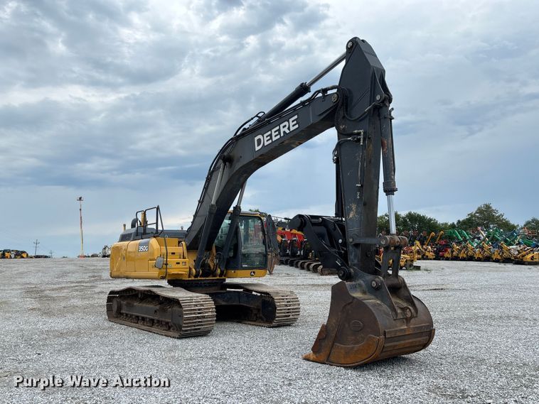 2019 John Deere 350G LC Excavator - photo 3