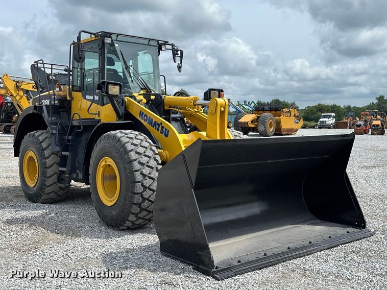 Komatsu WA380-8 Wheel Loader - photo 3