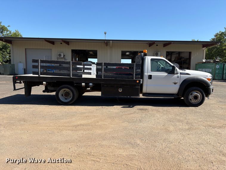 2014 Ford F550 Super Duty Flatbed Truck - photo 4