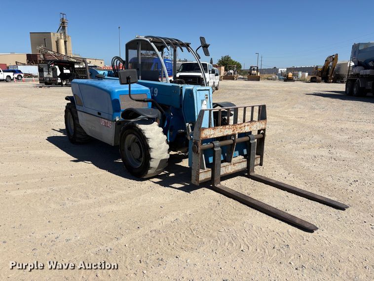 2006 Genie GTH-5519 Telehandler - photo 3