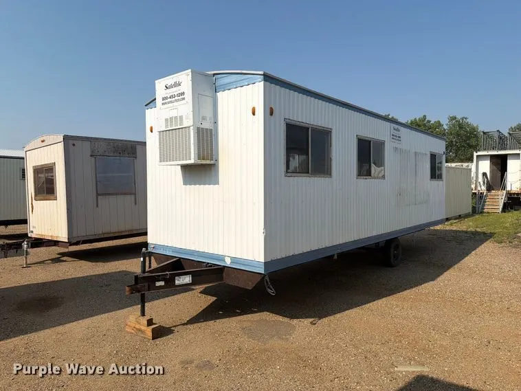 2001 Mark Line 830 Office Trailer