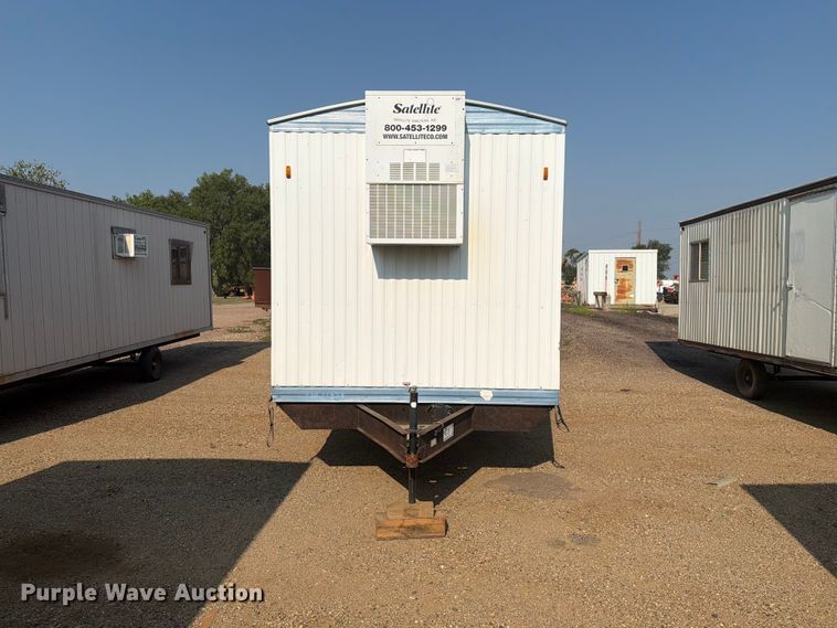 2001 Mark Line 830 Office Trailer - photo 2