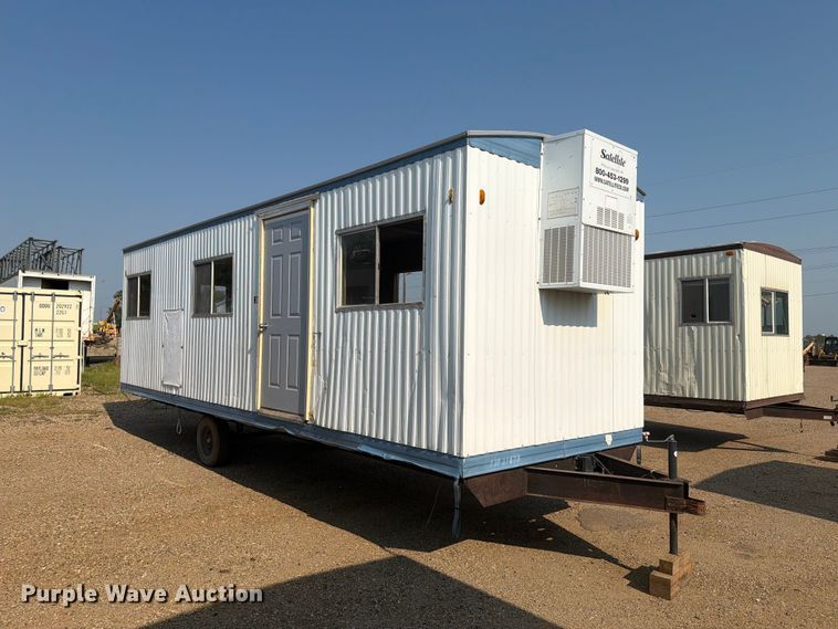 2001 Mark Line 830 Office Trailer - photo 3