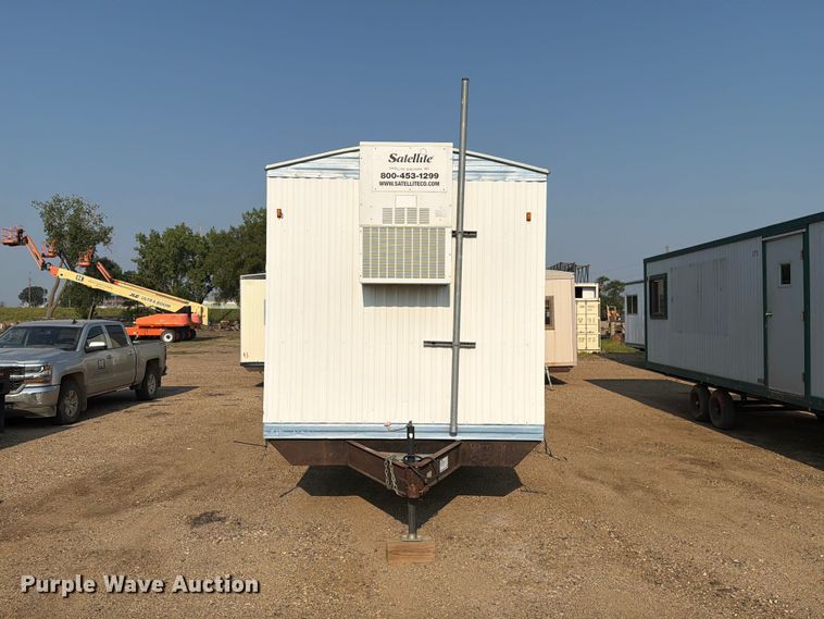 2001 Mark Line 830 Office Trailer - photo 2