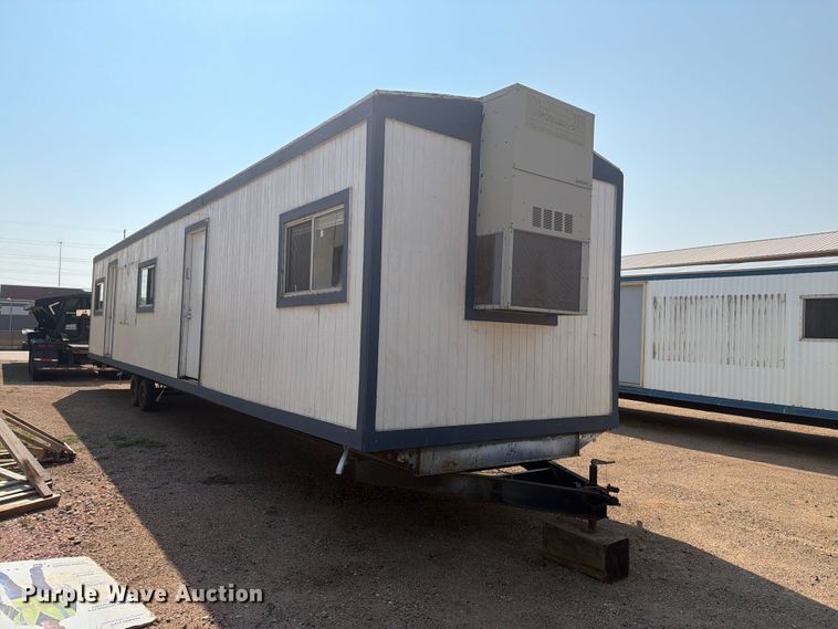 2000 Office Trailer - photo 3