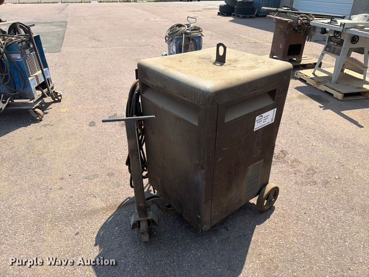 Lincoln Idealarc TM400/400 Welder - photo 5