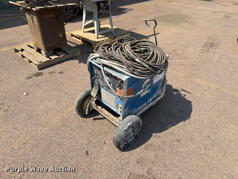 Miller Dialarc 250 Welder - photo 5