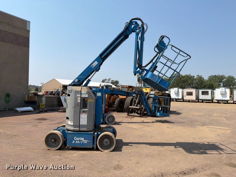 2001 Genie Z-30N Boom Lift - photo 4