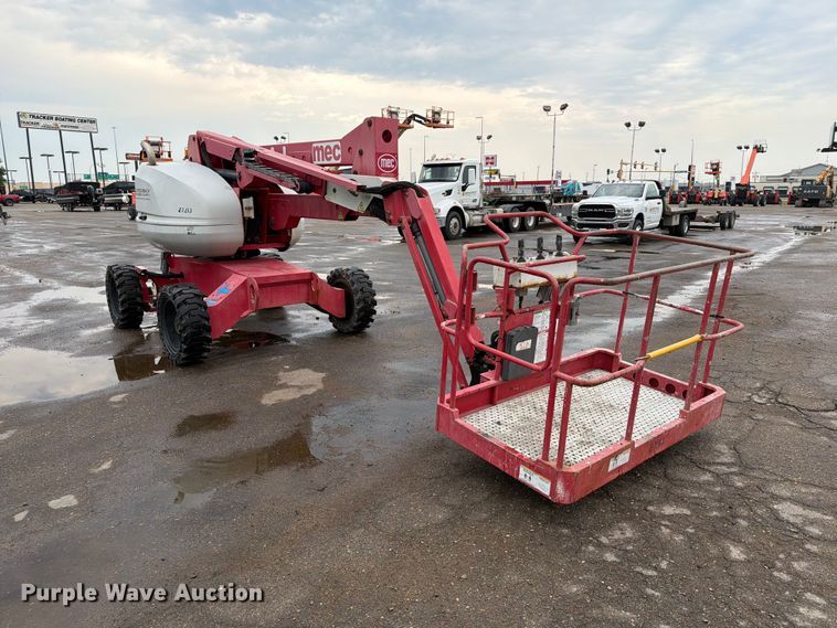 2019 MEC 45-AJ Boom Lift - photo 3