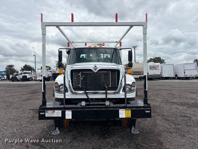 2010 International WorkStar 7600 Grapple Truck - photo 2