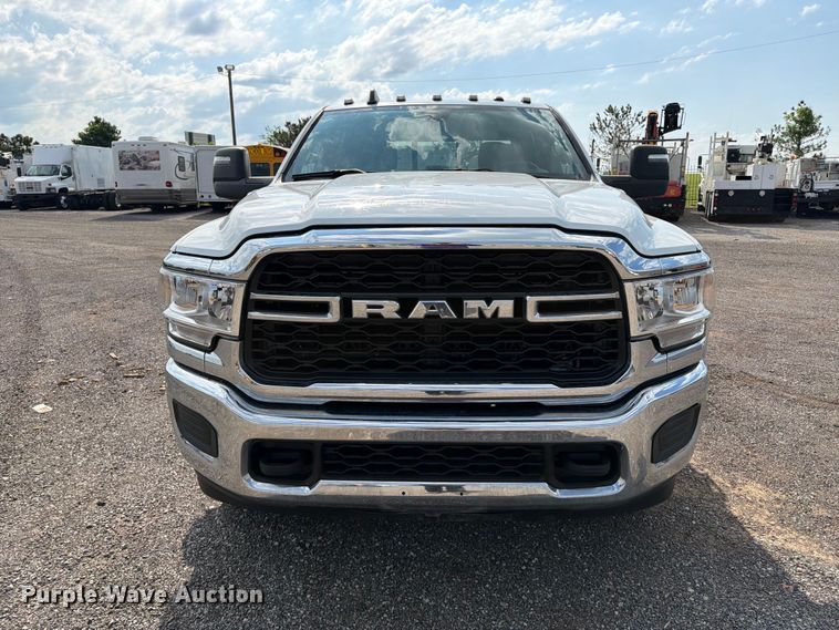 2024 RAM 3500 Heavy Duty Crew Cab Utility Bed Pickup Truck - photo 2