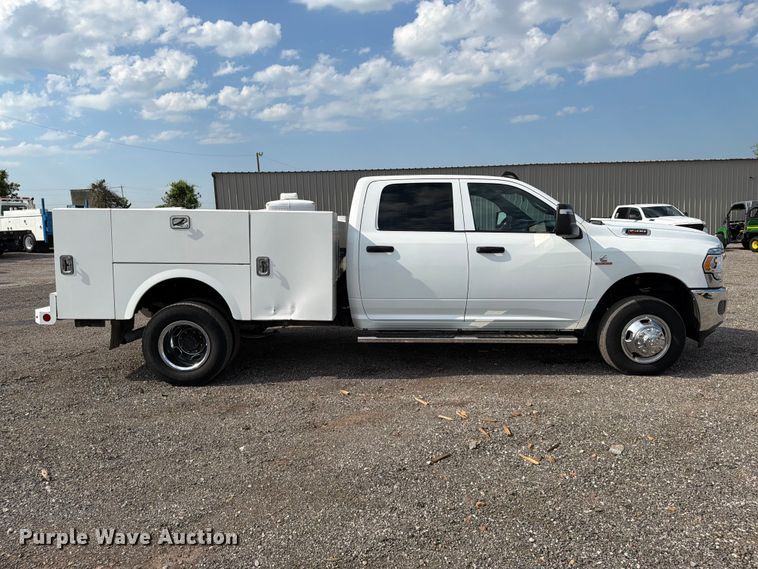 2024 RAM 3500 Heavy Duty Crew Cab Utility Bed Pickup Truck - photo 4