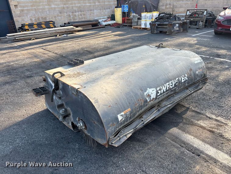 2014 Paladin 20572M Skid Steer Sweeper - photo 3