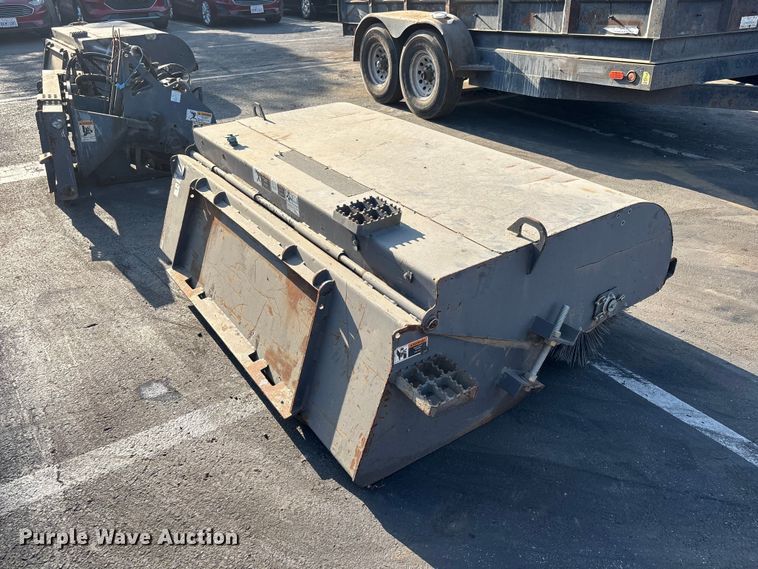 2022 Paladin Skid Steer Sweeper - photo 5