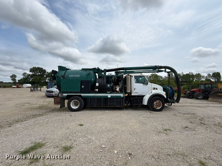 2004 Sterling L7500 Sewer Jetter Truck - photo 4