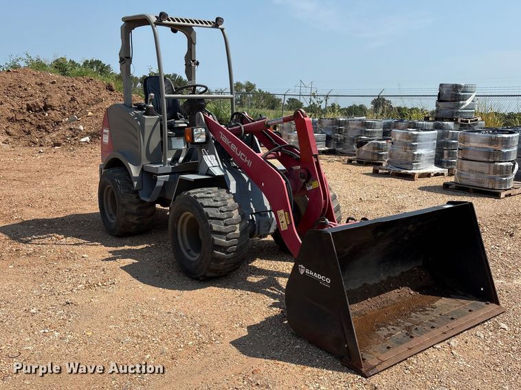 2015 Takeuchi TW40 Compact Wheel Loader - photo 3
