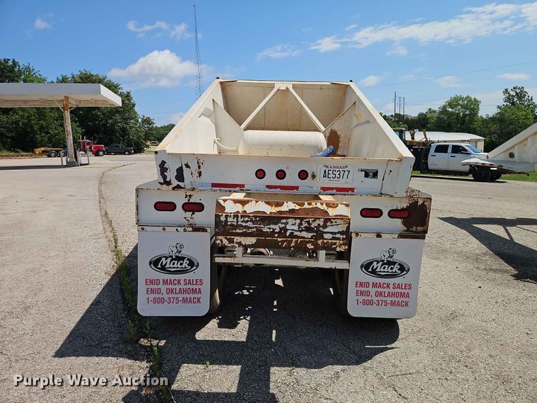 1995 Corn Belt Manufacturing Co., Inc. Bottom Dump Trailer - photo 5
