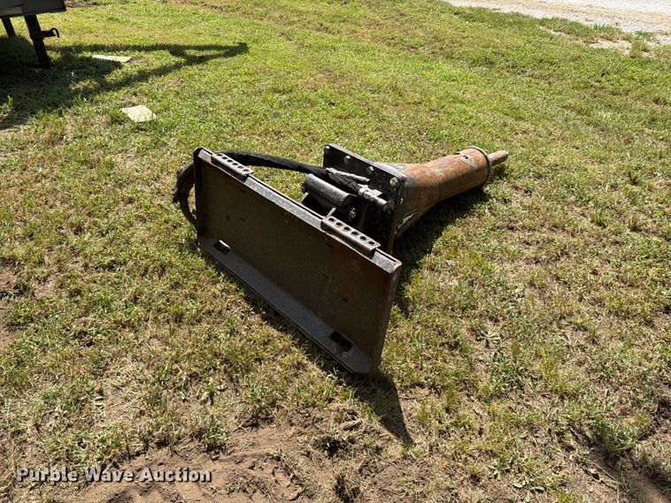 2017 Bobcat HB1189 Skid Steer Breaker - photo 5