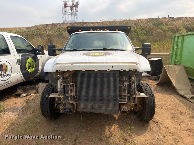 2009 Ford F-550 Crew Cab Flatbed Truck - photo 2