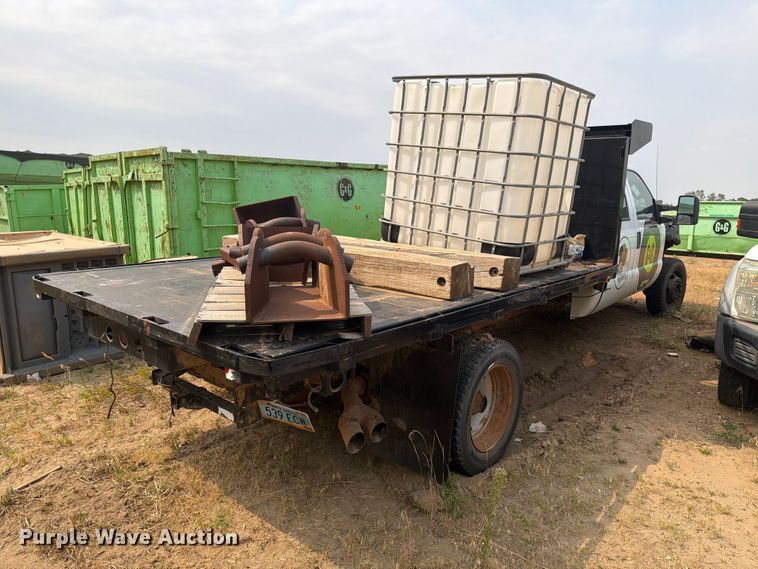 2009 Ford F-550 Crew Cab Flatbed Truck - photo 5