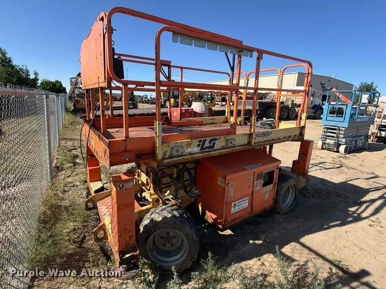 2012 JLG 260MRT Scissor Lift