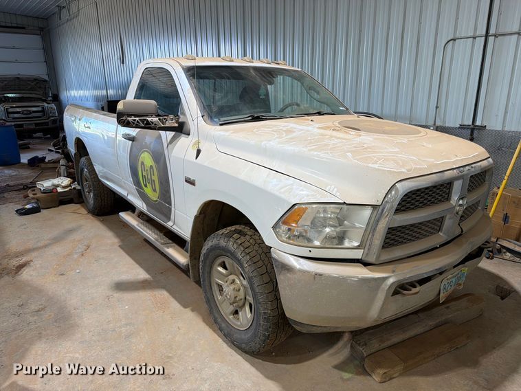 2014 RAM 3500 Pickup Truck - photo 3