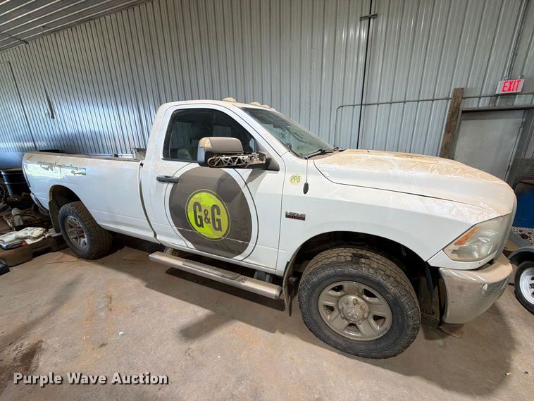 2014 RAM 3500 Pickup Truck - photo 4